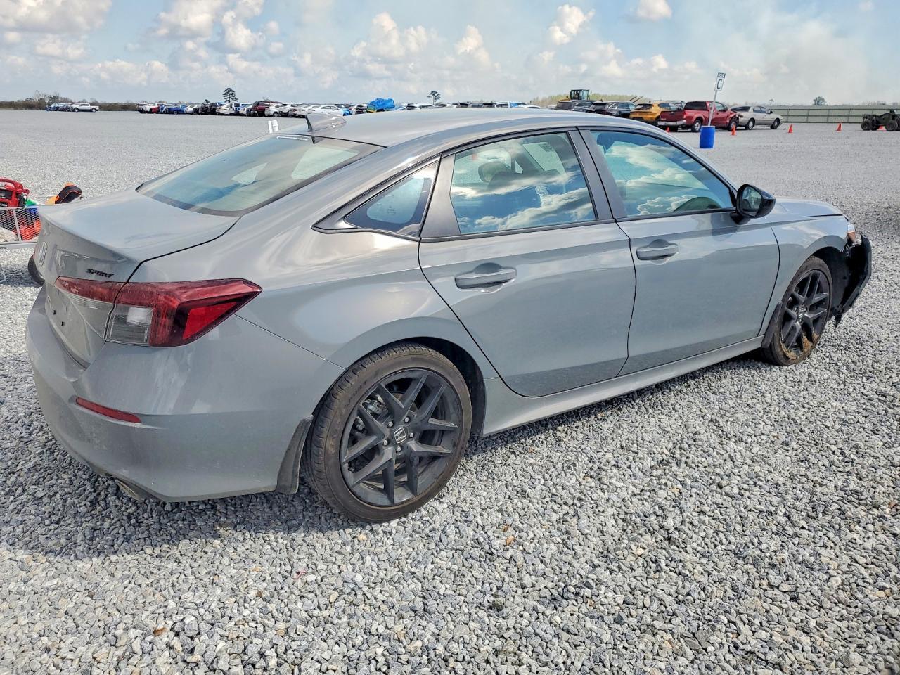 2026 Honda Civic Sport - Фото 3