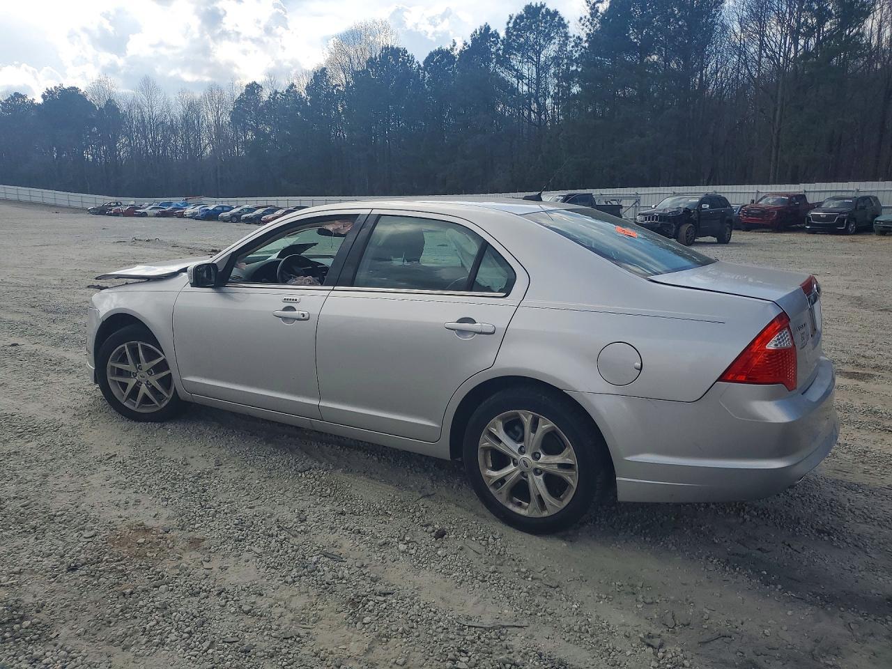 2012 Ford Fusion Sel - Image 2