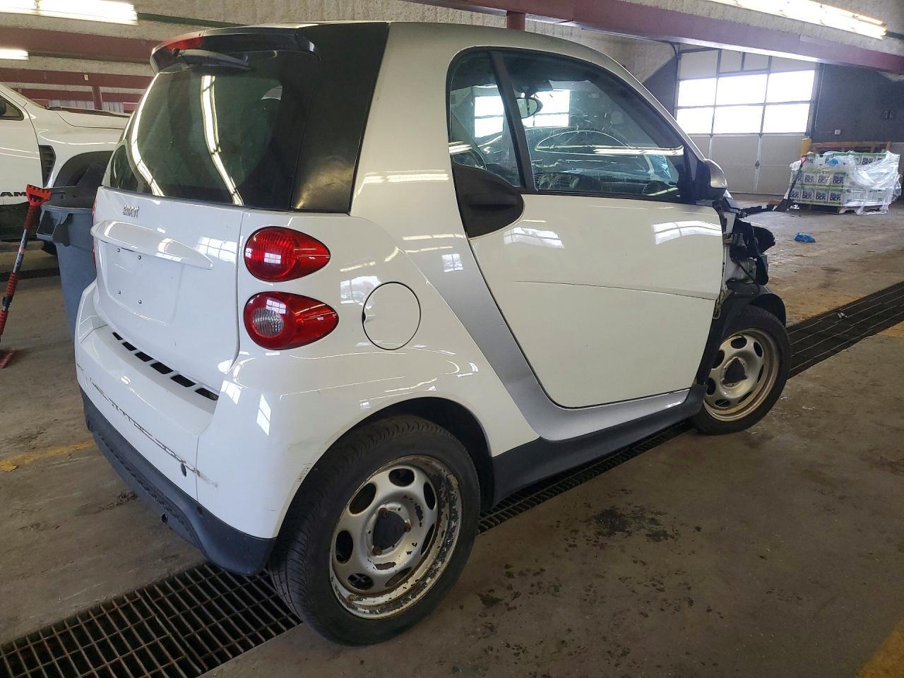 2014 Smart Fortwo Pure - Фото 3