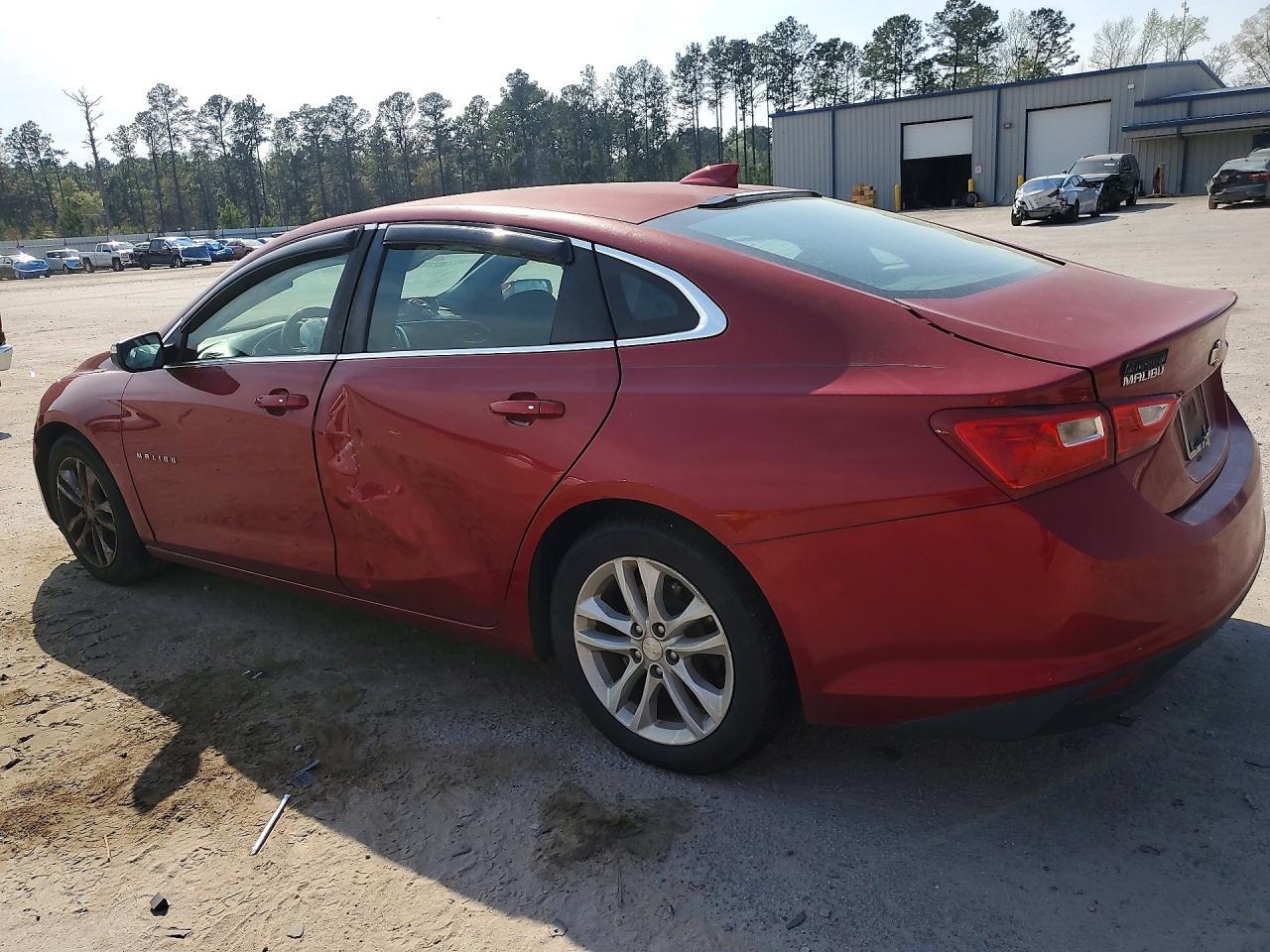 2016 Chevrolet Malibu Lt - Image 2