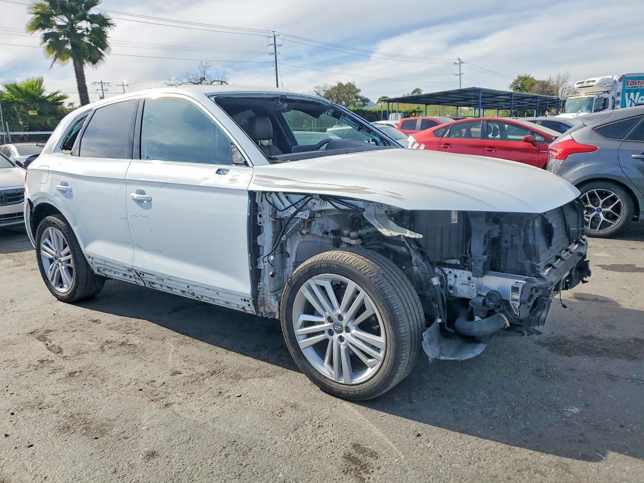 2020 Audi Q5 Premium Plus - Image 4