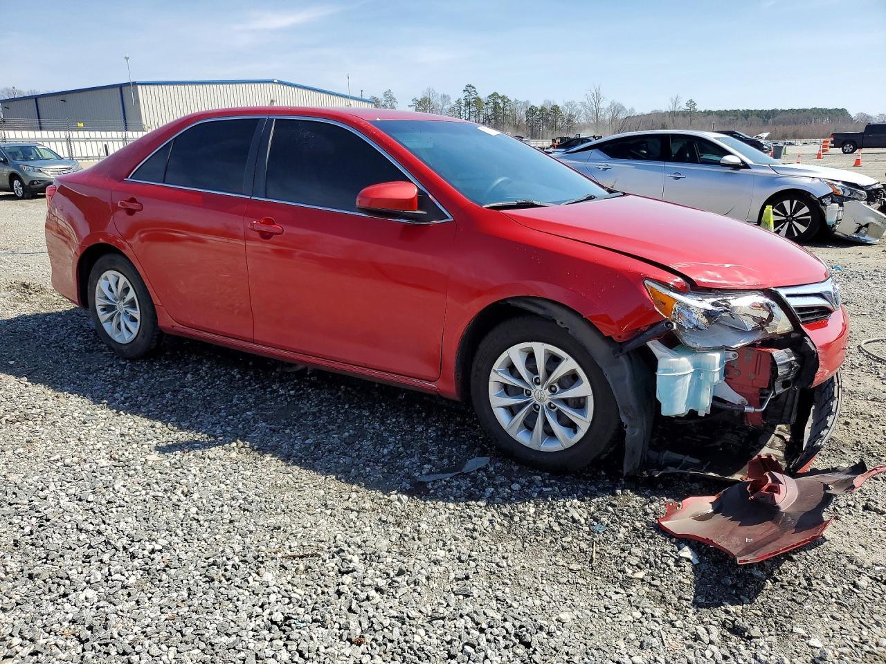 2012 Toyota Camry Le - Image 4