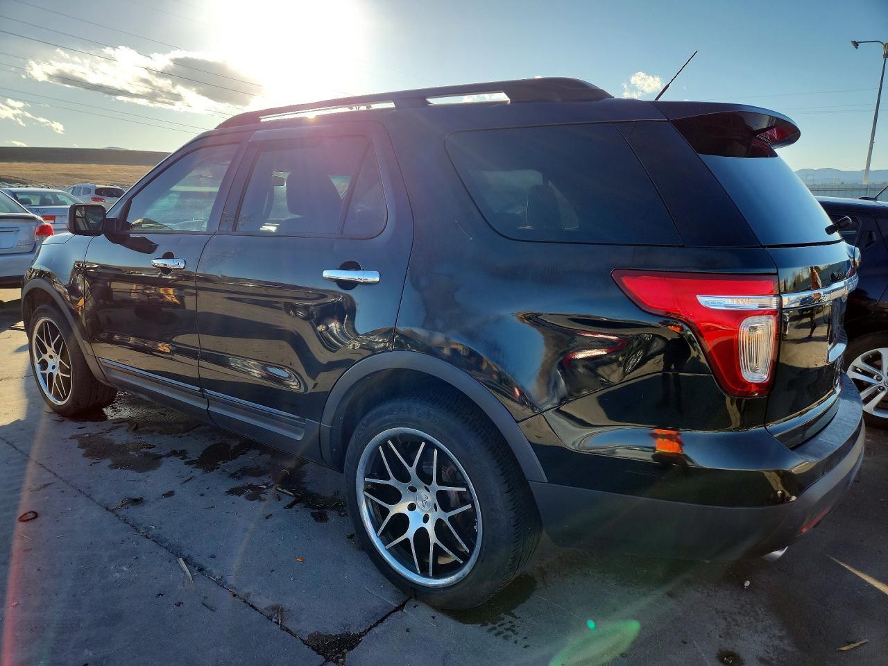 2011 Ford Explorer - Image 2