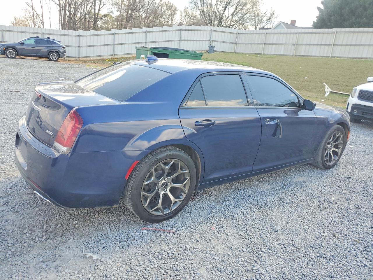 2015 Chrysler 300 S - Image 3