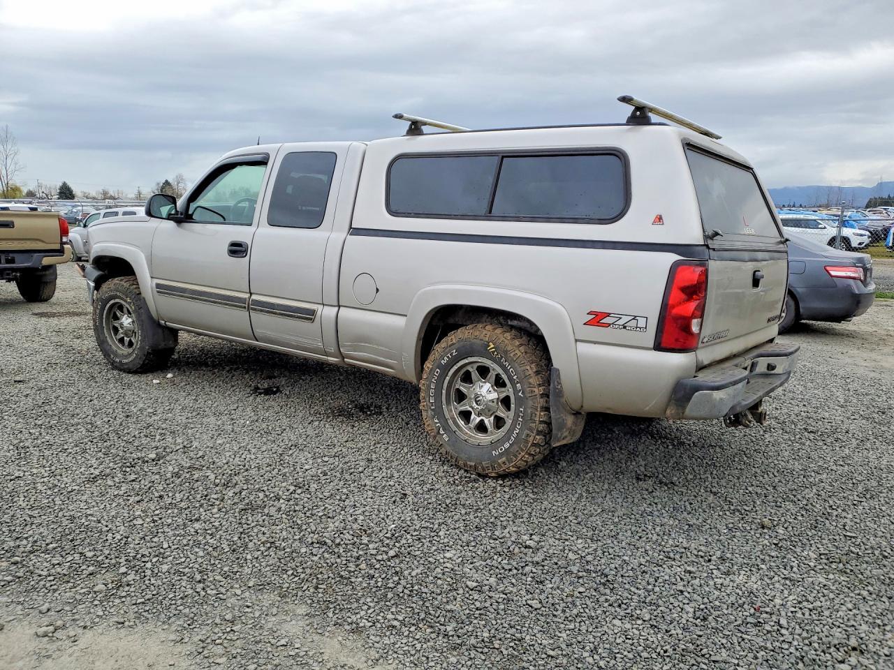 2004 Chevrolet Silverado K1500 - Фото 2