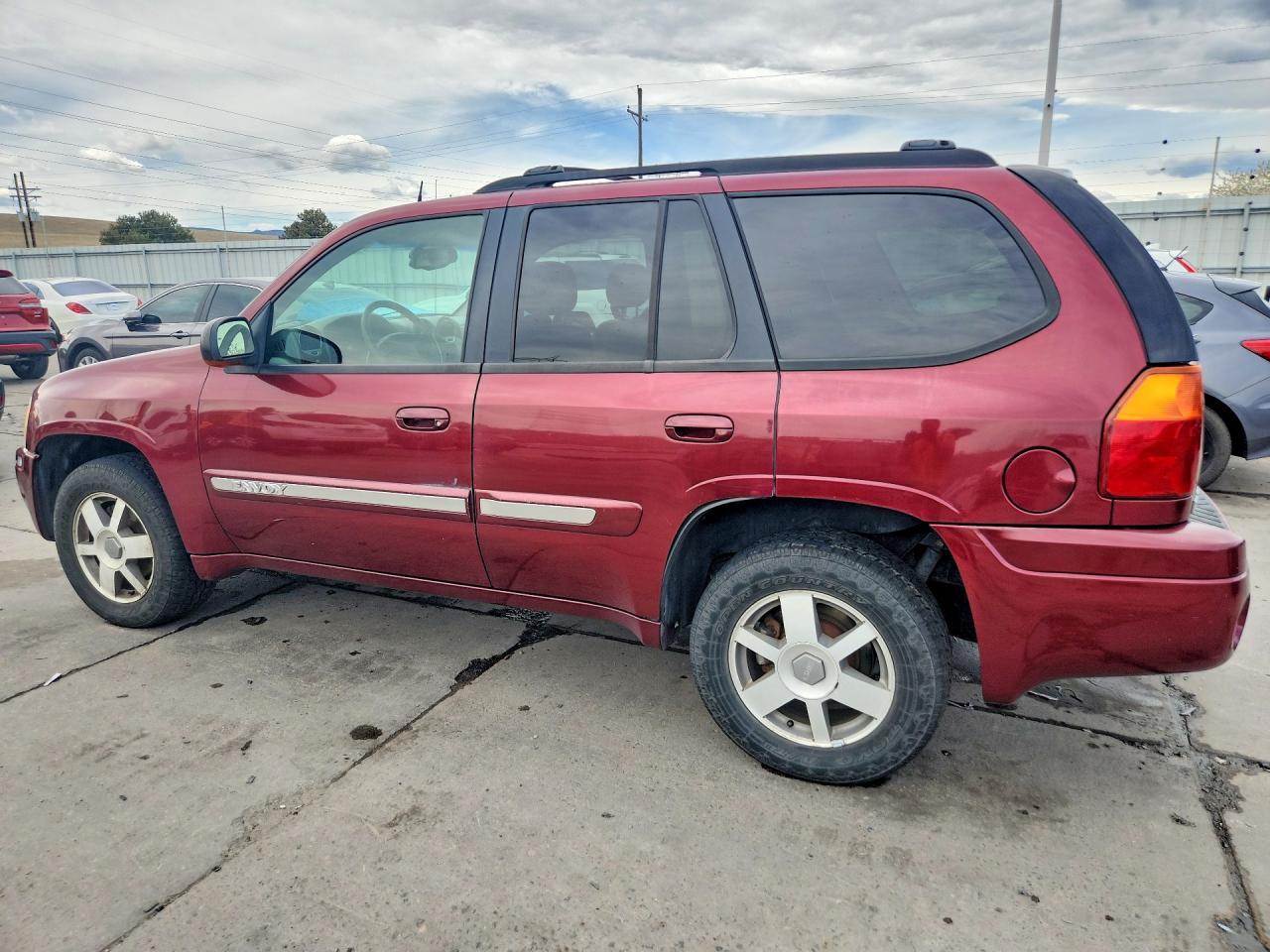 2004 GMC Envoy - Фото 2