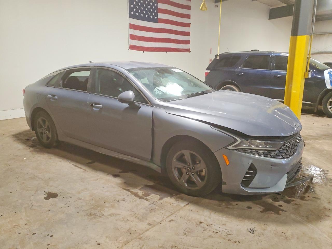 2021 Kia K5 Lx - Фото 4
