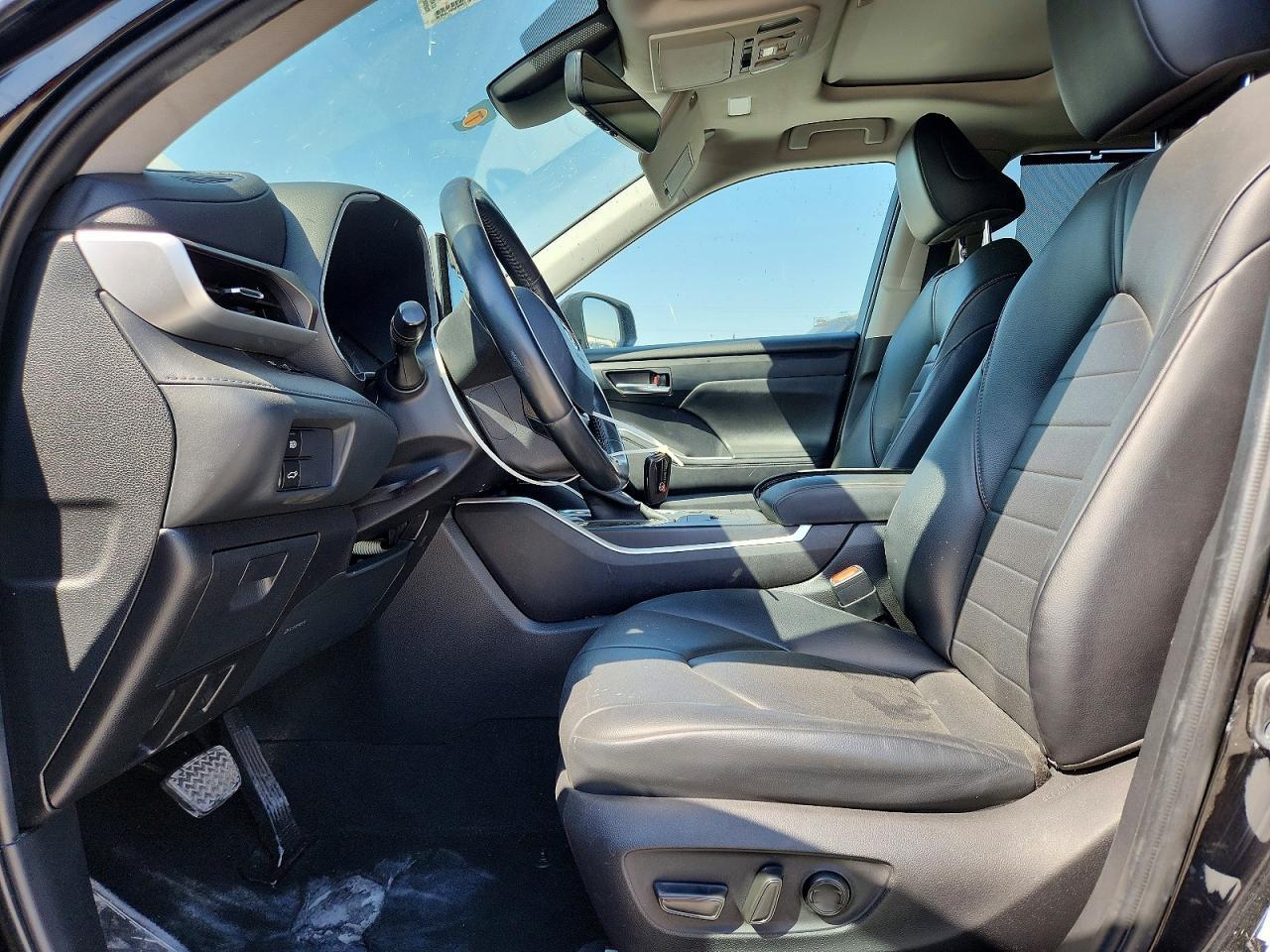2020 Toyota Highlander Xle - Image 7