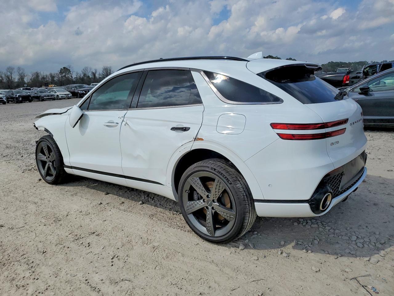 2025 Genesis Gv70 2.5T Standard - Image 2