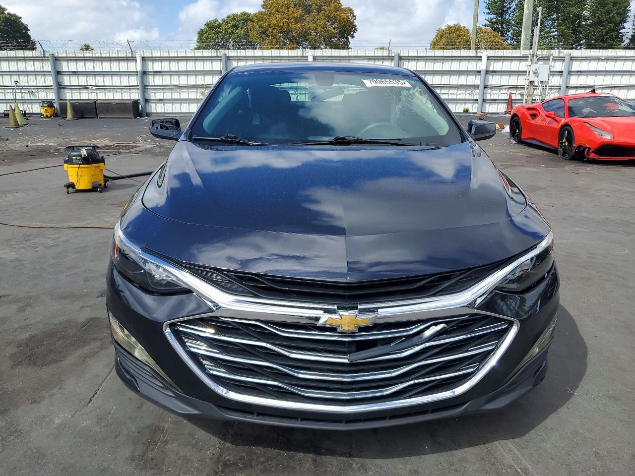 2022 Chevrolet Malibu Lt - Фото 5