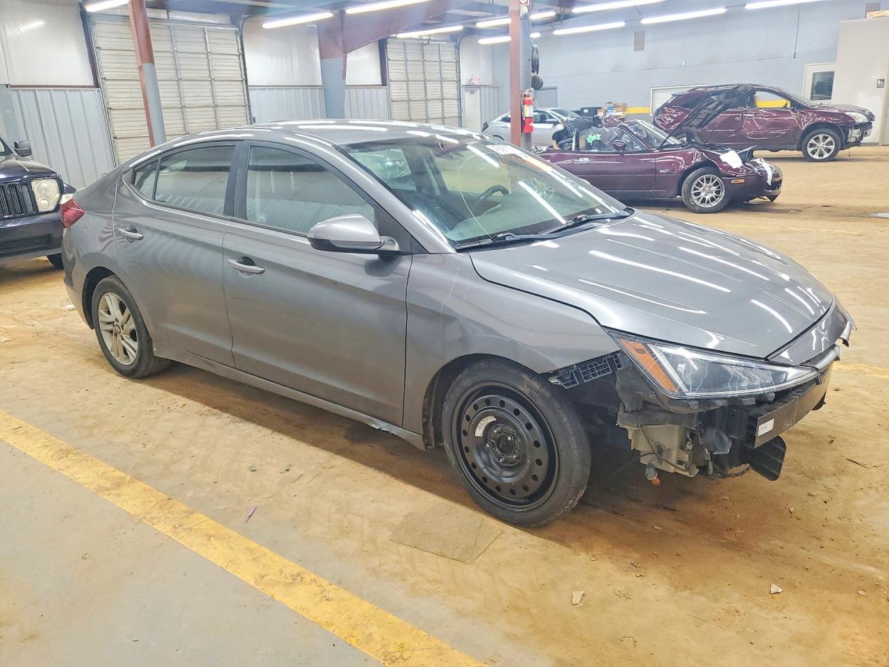 2019 Hyundai Elantra Sel - Фото 4