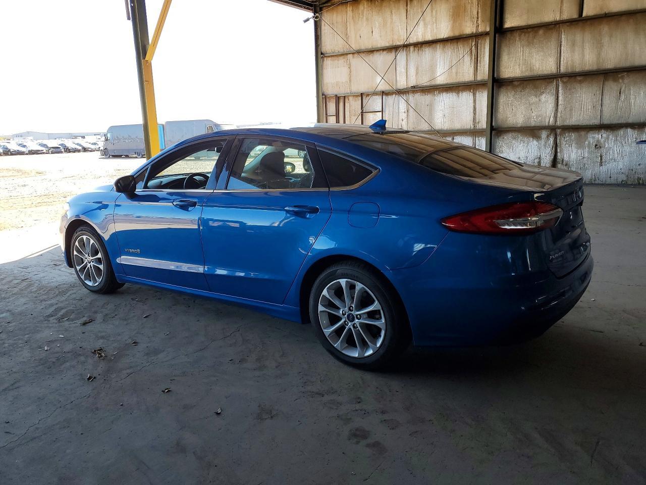2019 Ford Fusion Se - Фото 2