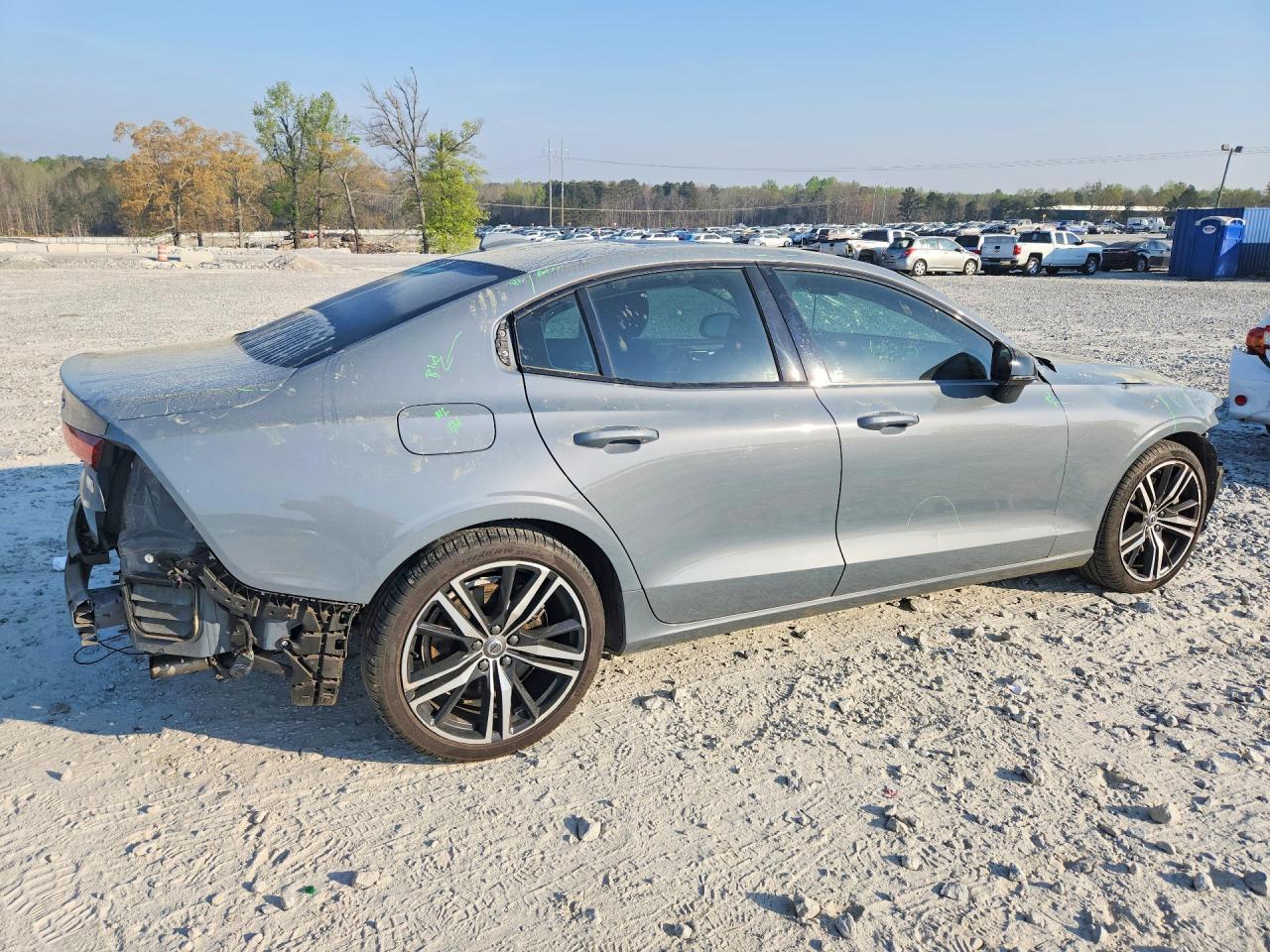 2022 Volvo S60 T8 Recharge R-Design Expressio - Фото 3