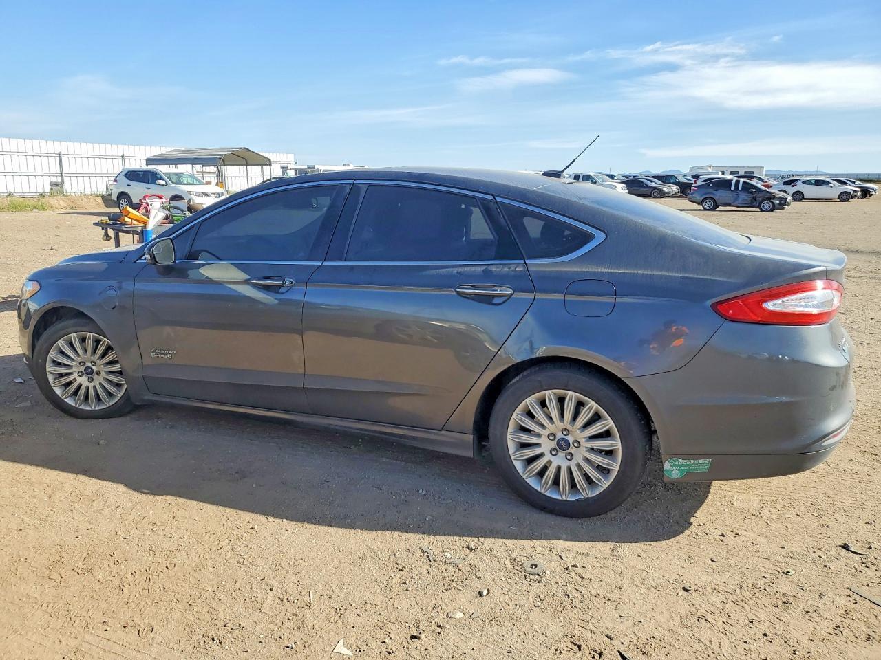 2016 Ford Fusion Se Phev - Фото 2