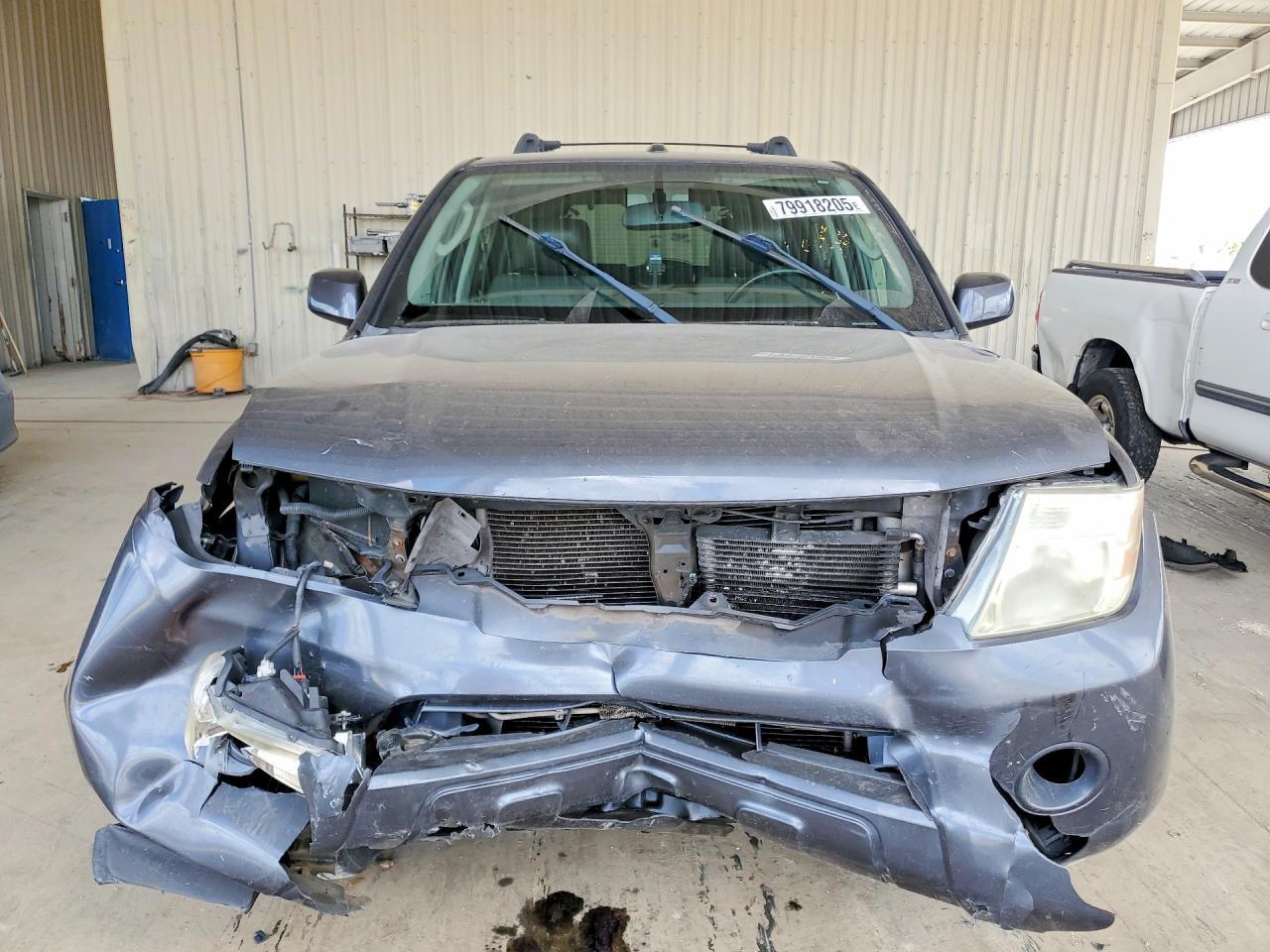 2012 Nissan Pathfinder S - Image 5