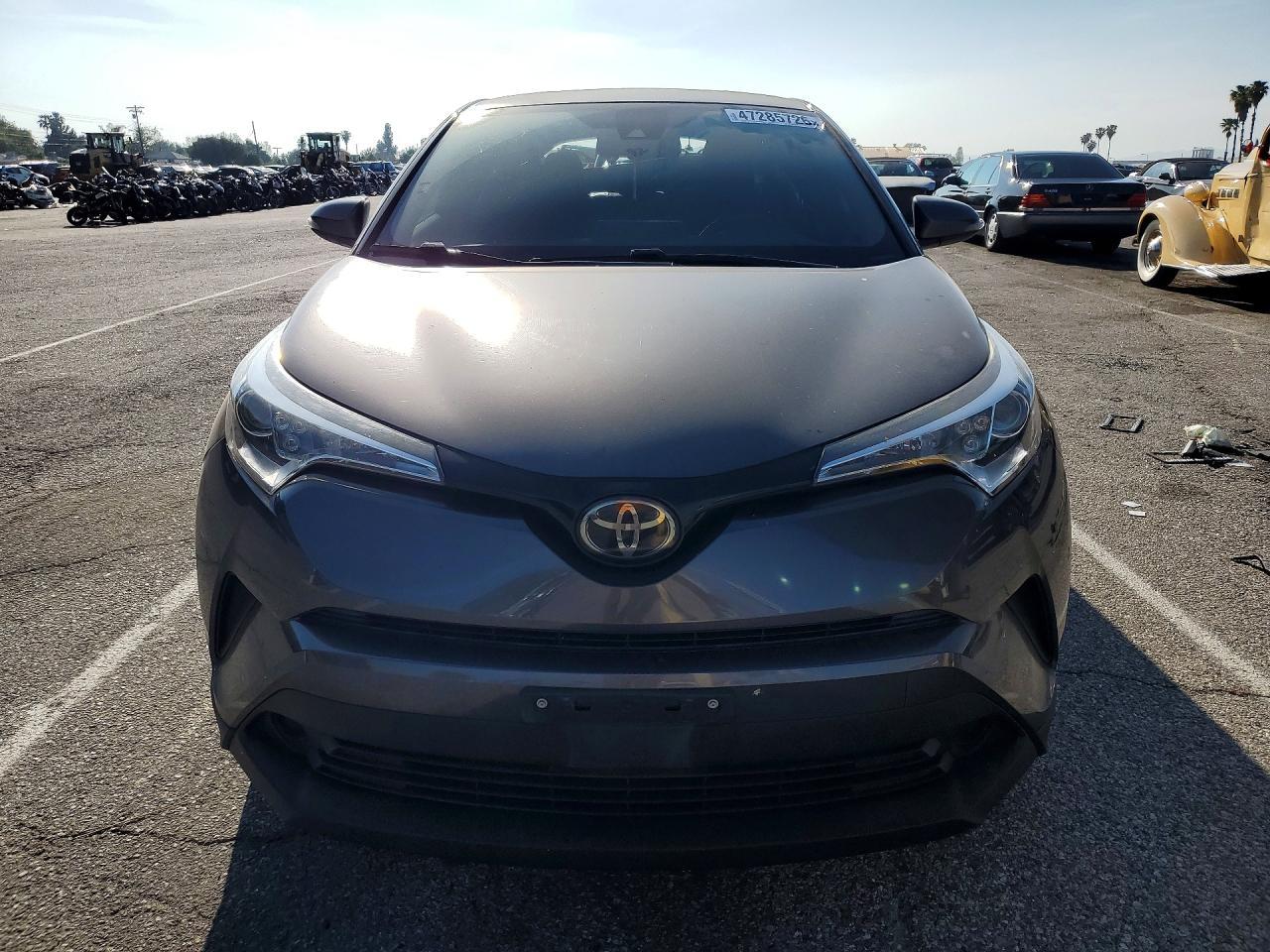 2018 Toyota C-Hr Xle - Image 5