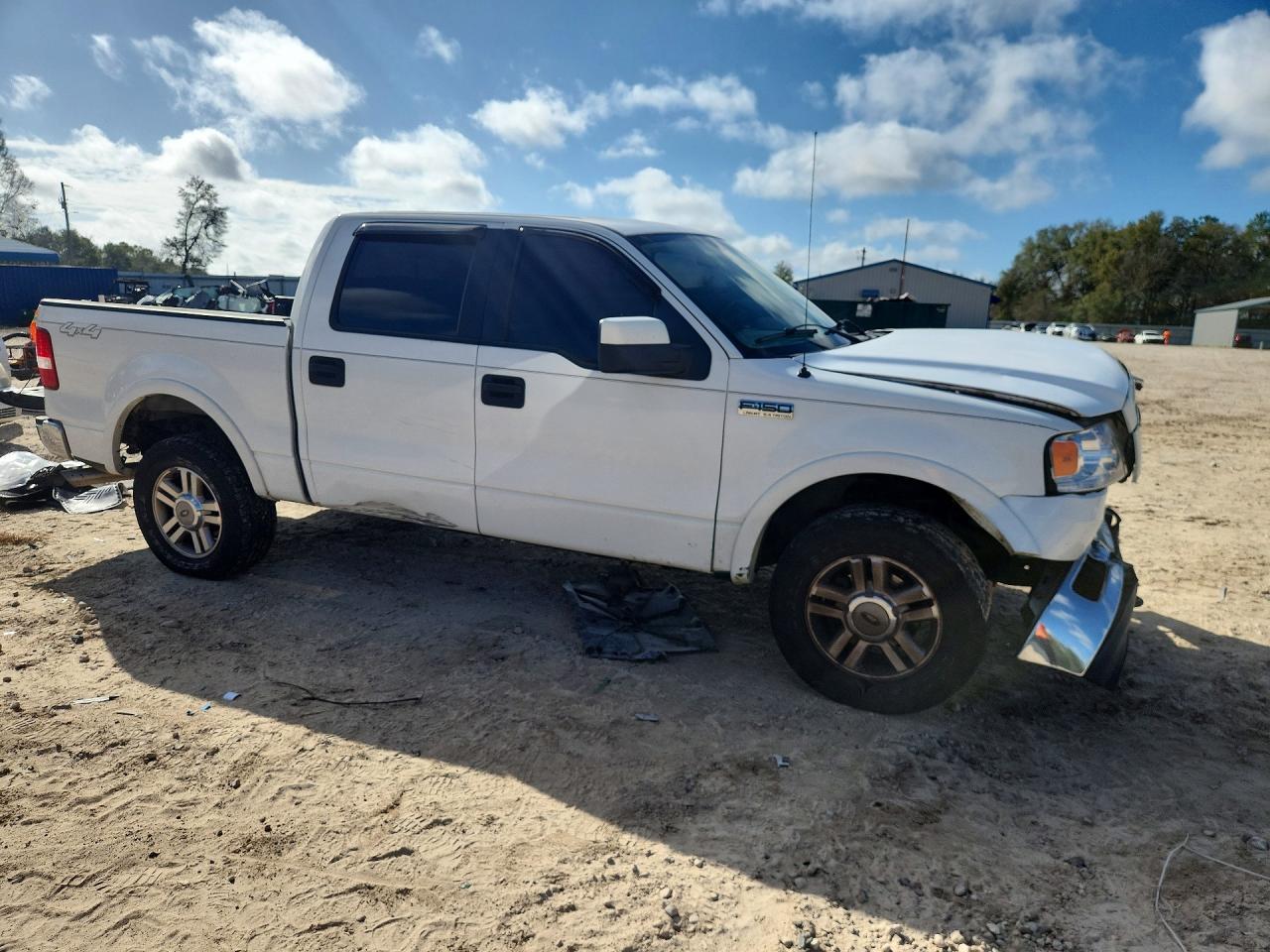 2005 Ford F150 Supercrew - Image 4