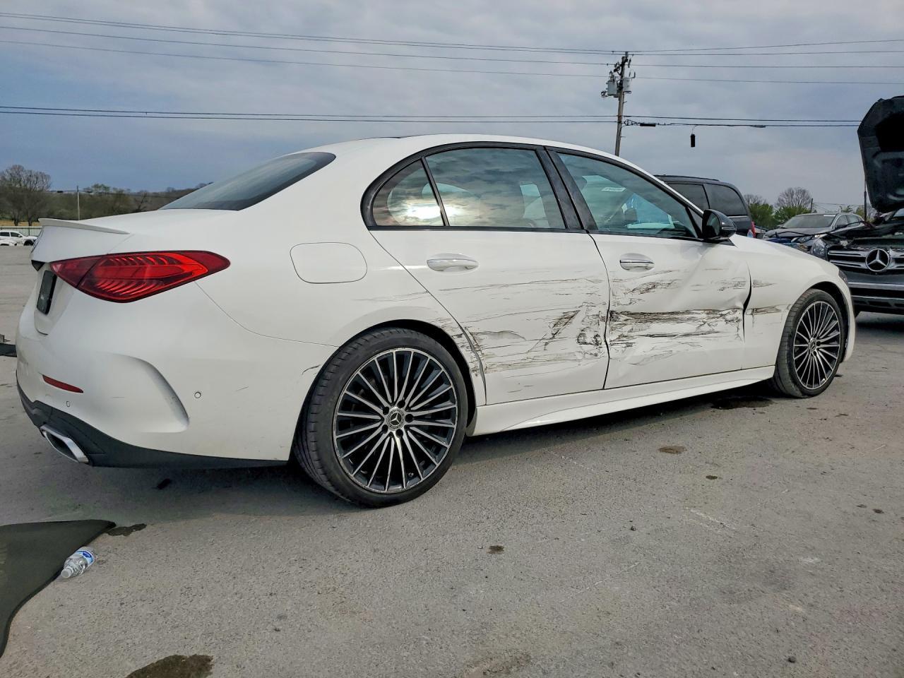 2023 Mercedes-Benz C 300 - Фото 3