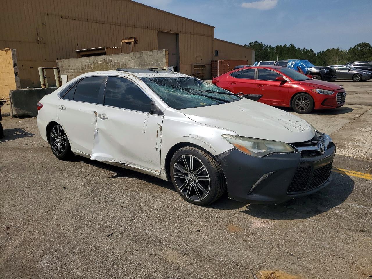 2016 Toyota Camry Special Edition - Фото 4