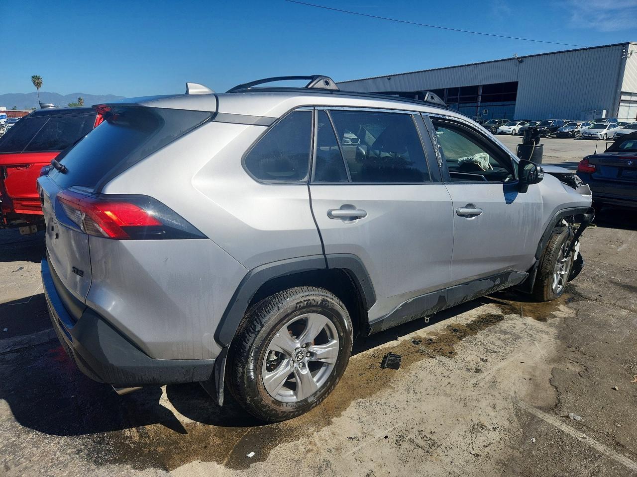 2024 Toyota Rav4 Xle - Фото 3