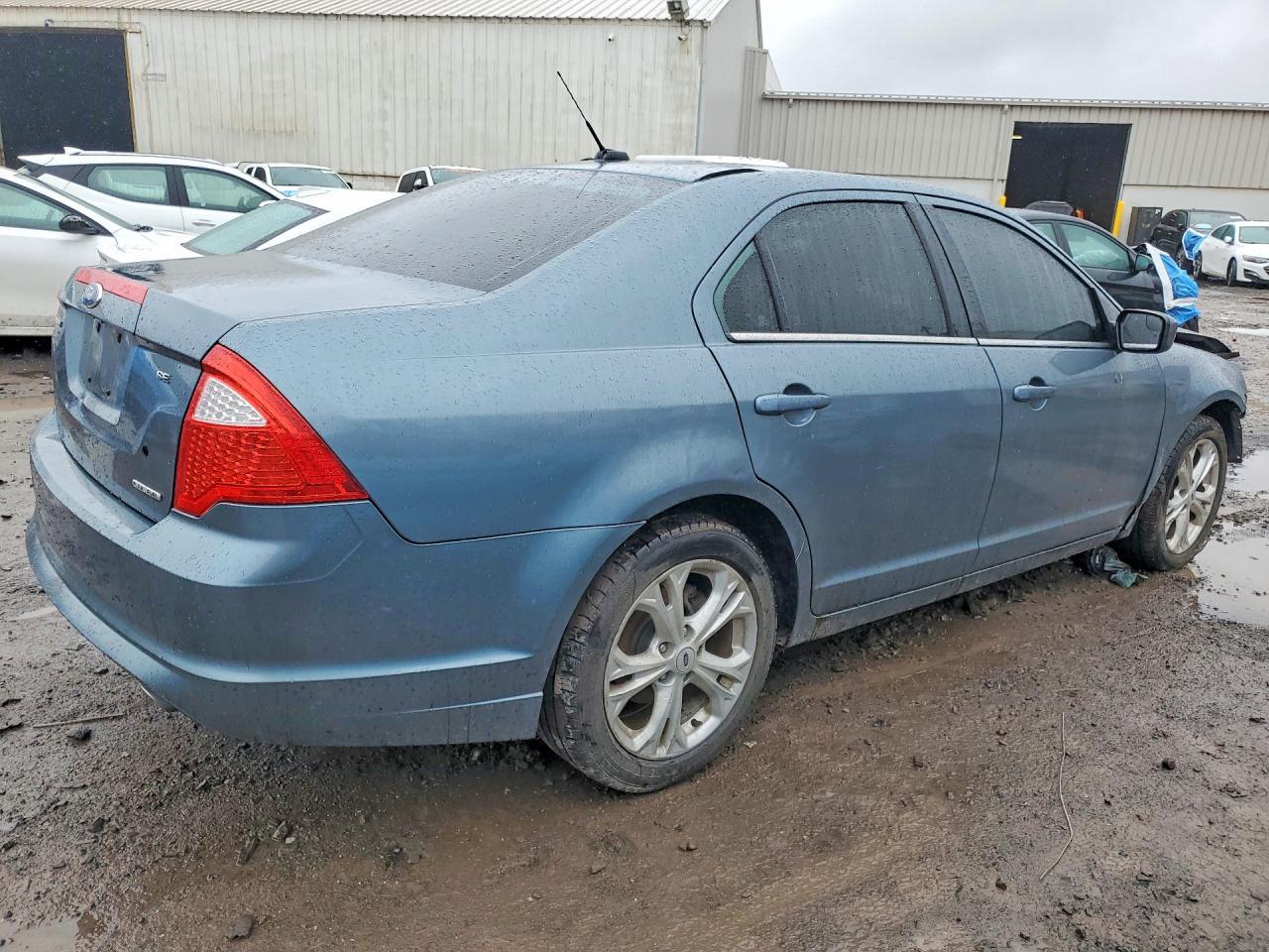 2012 Ford Fusion - Фото 3