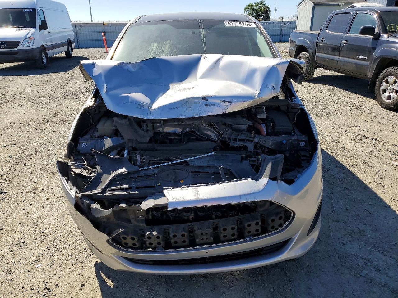 2013 Ford C-Max Se - Image 5