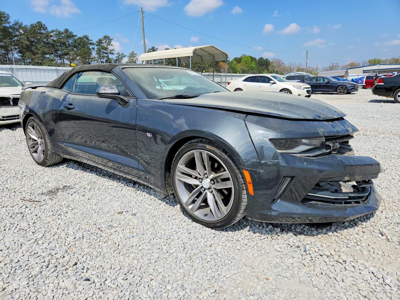 2017 Chevrolet Camaro Lt - Image 4