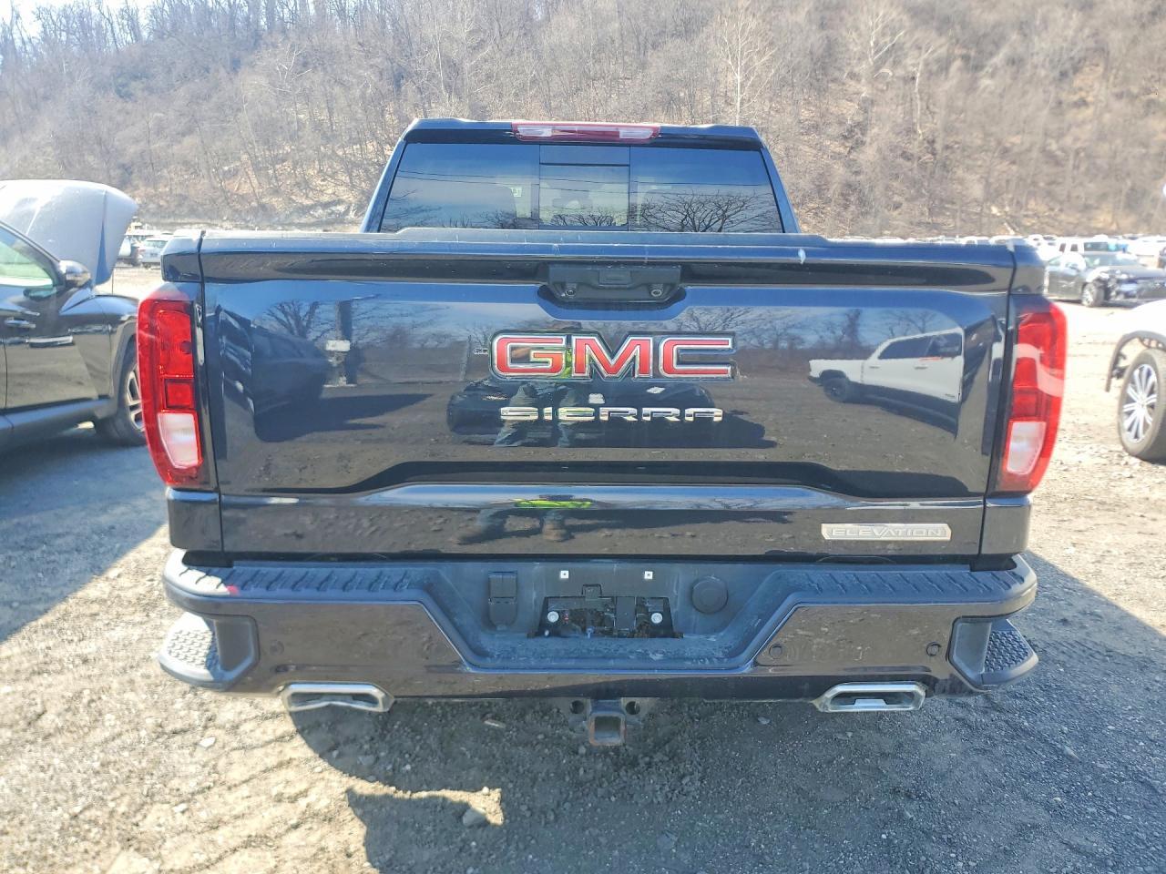 2025 GMC 1500 Sierra 4Wd Crew Cab 3.0L Diesel - Image 6