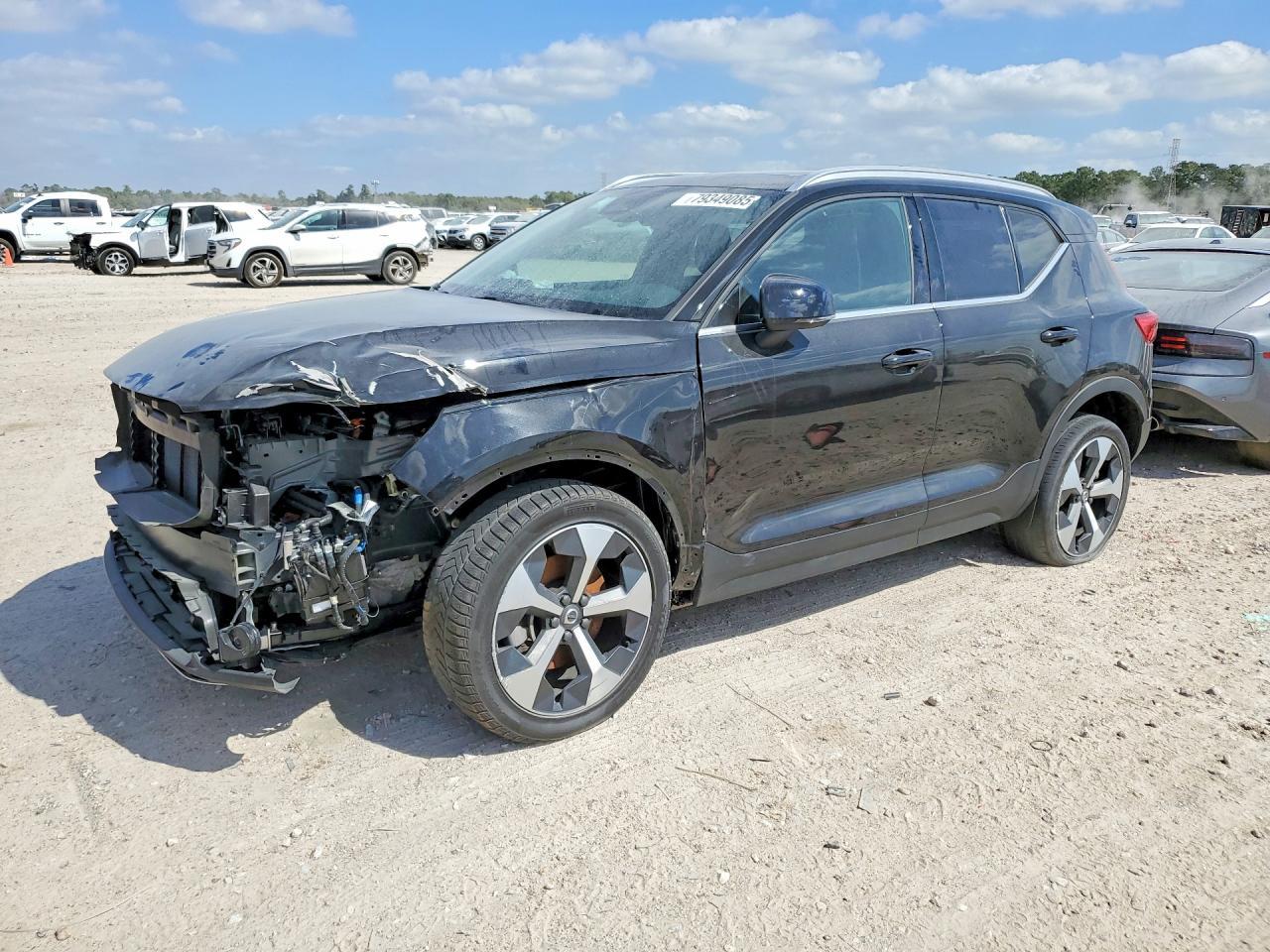 2025 Volvo Xc40 Core