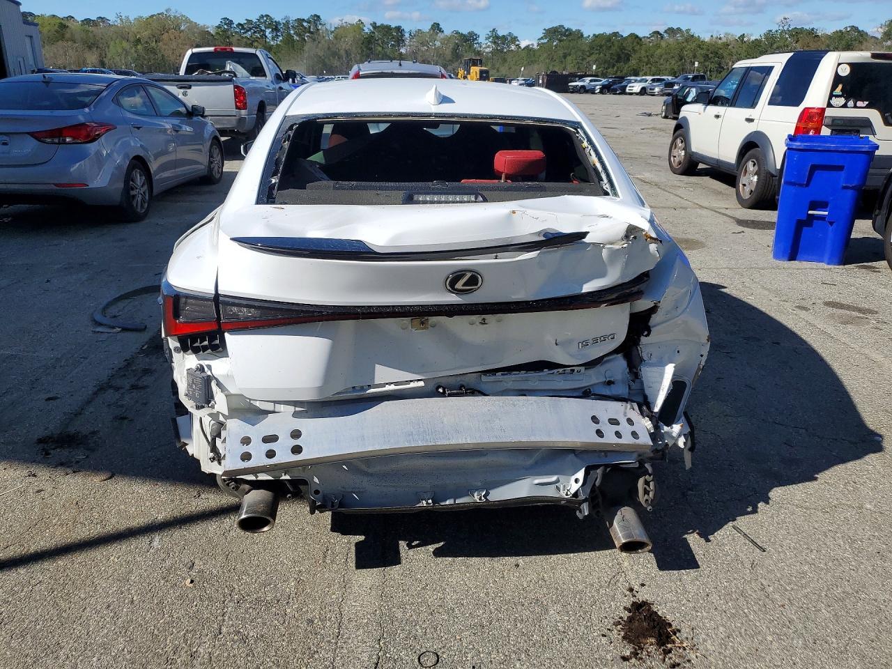 2023 Lexus Is 350 F Sport - Image 6