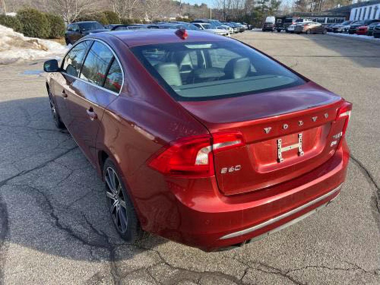 2017 Volvo S60 Premier - Фото 3