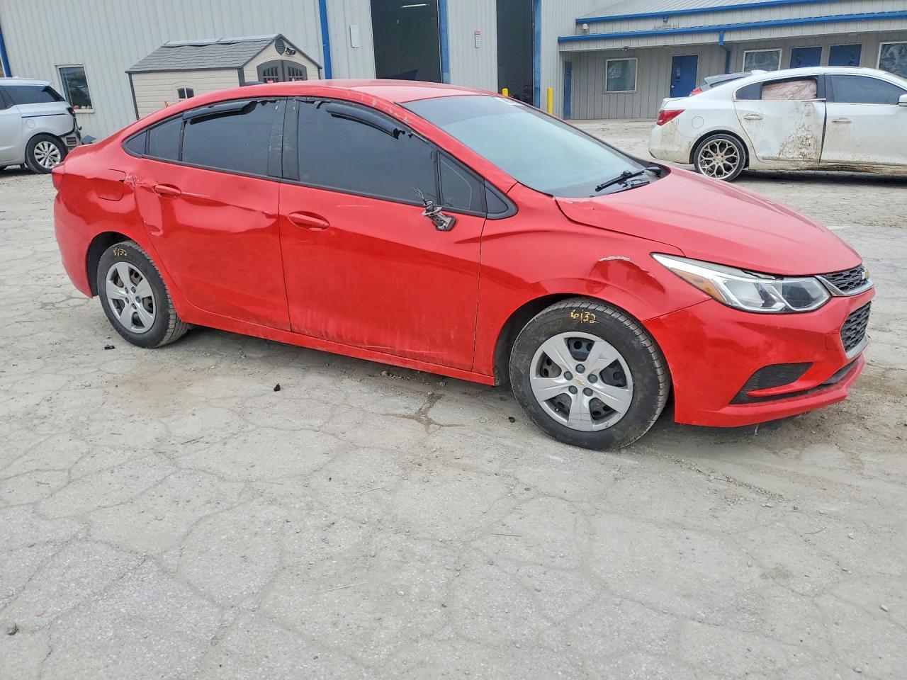 2018 Chevrolet Cruze Ls - Фото 4