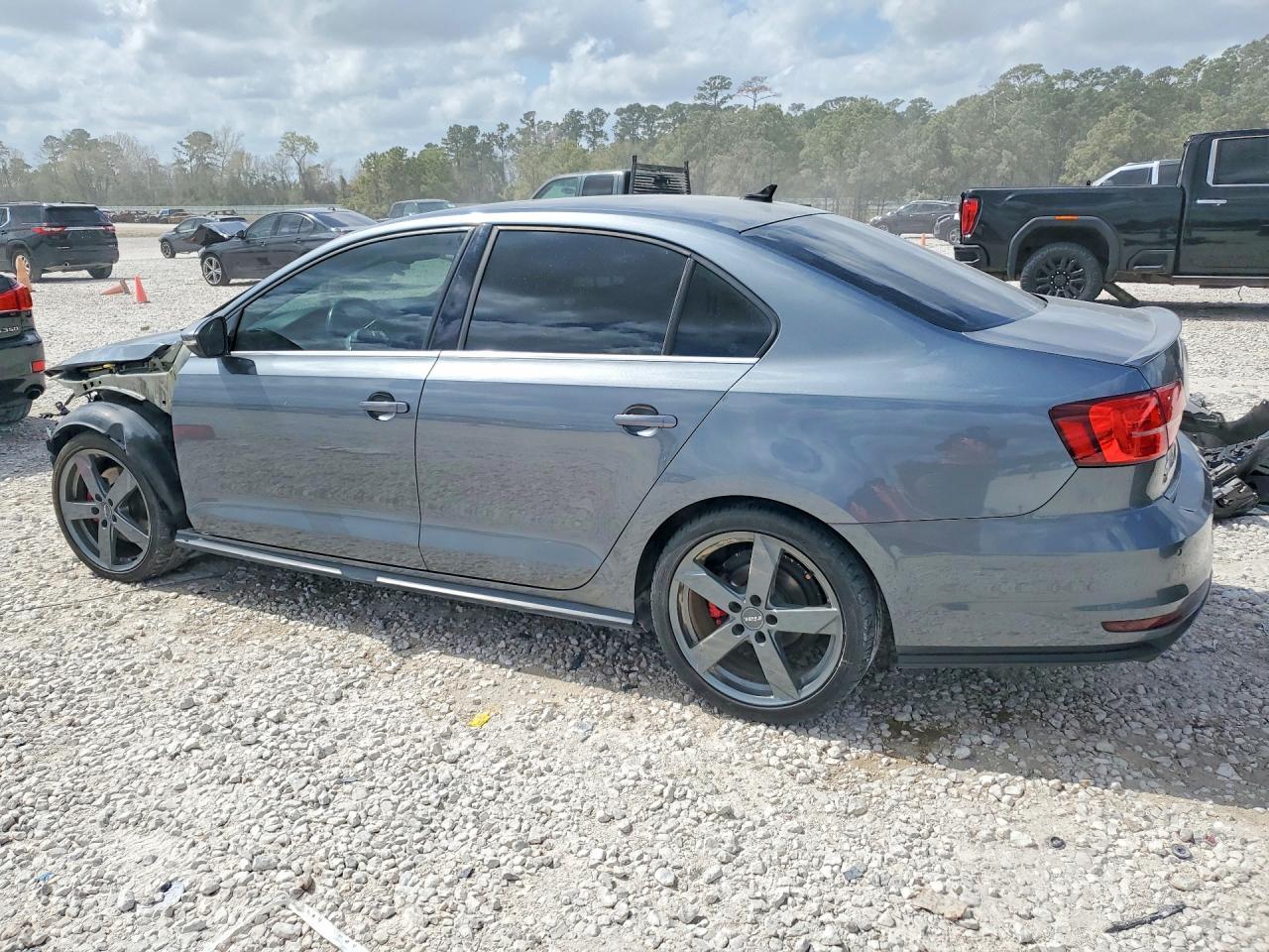 2017 Volkswagen Jetta Gli - Фото 2