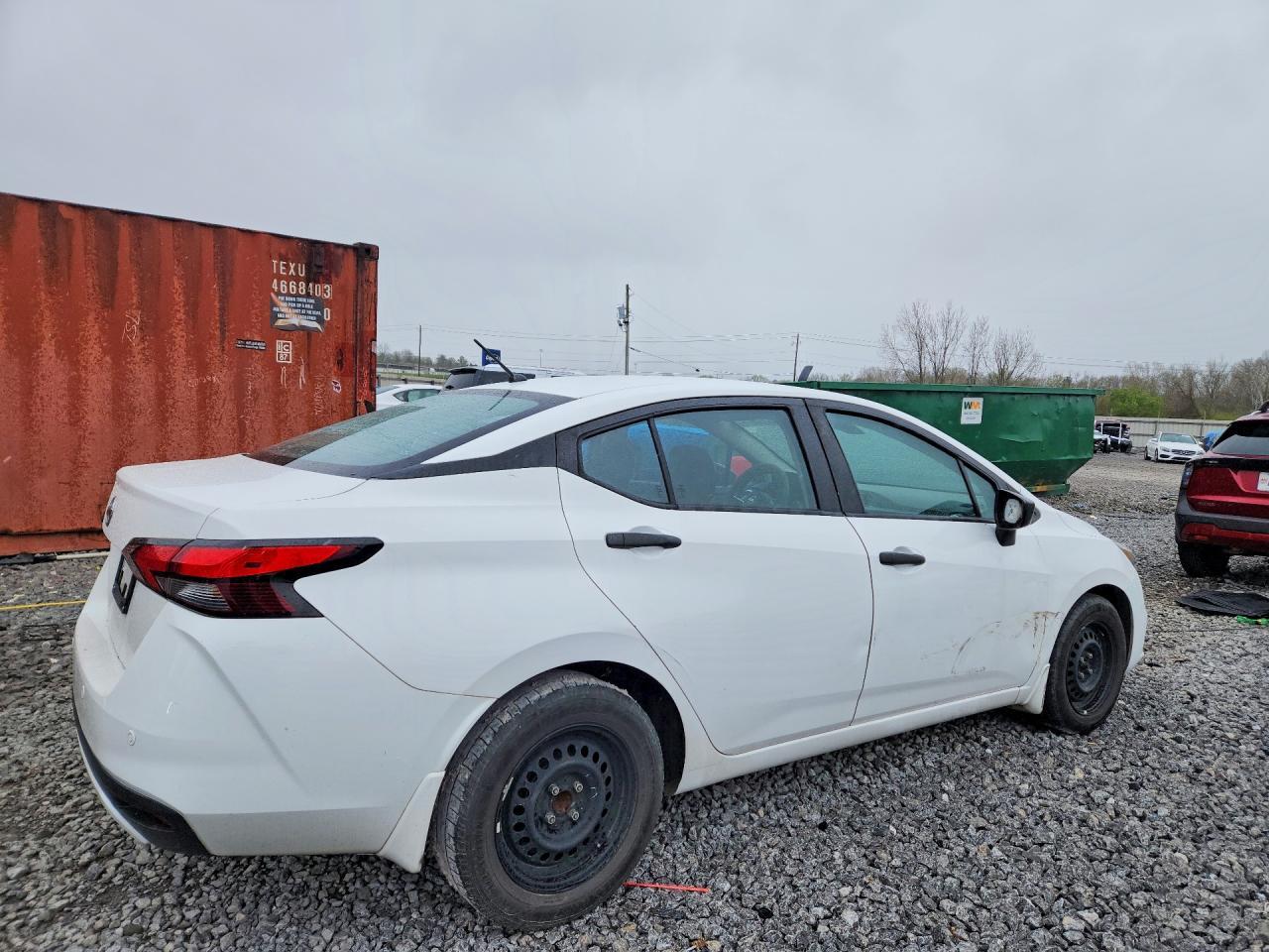 2021 Nissan Versa S - Фото 3