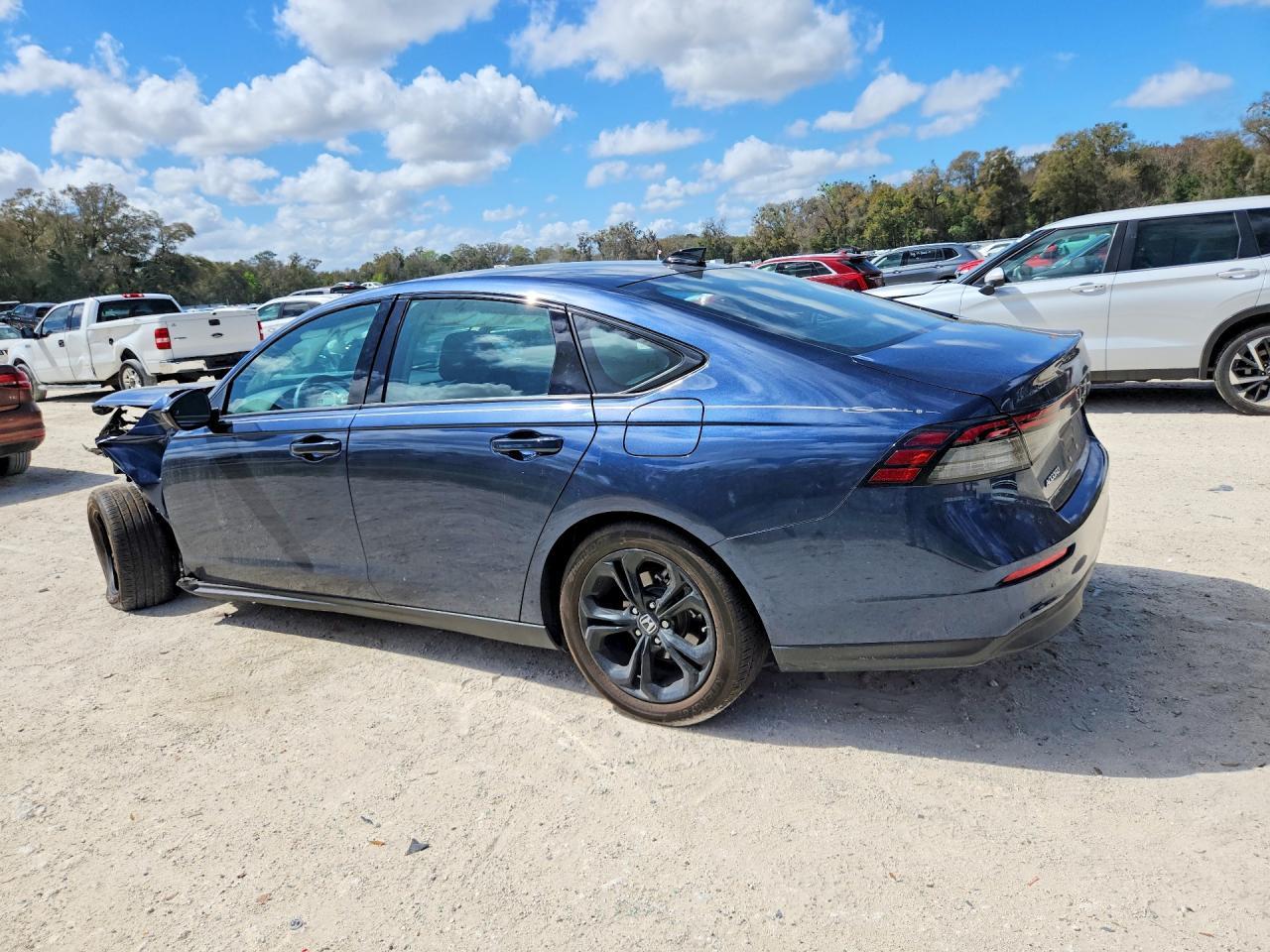 2025 Honda Accord Se - Фото 2