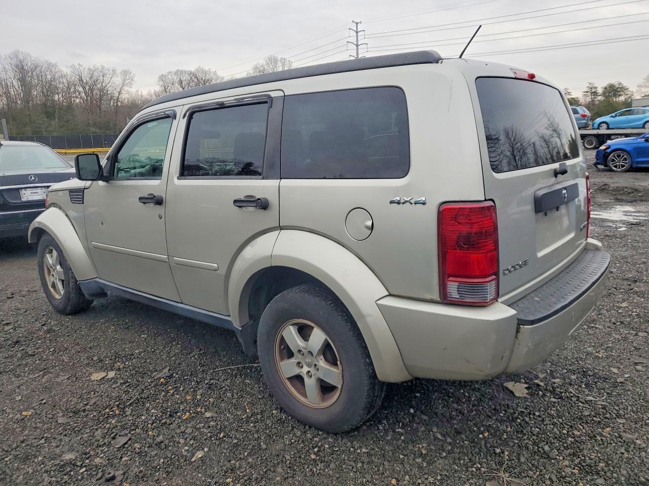 2009 Dodge Nitro Se - Image 2