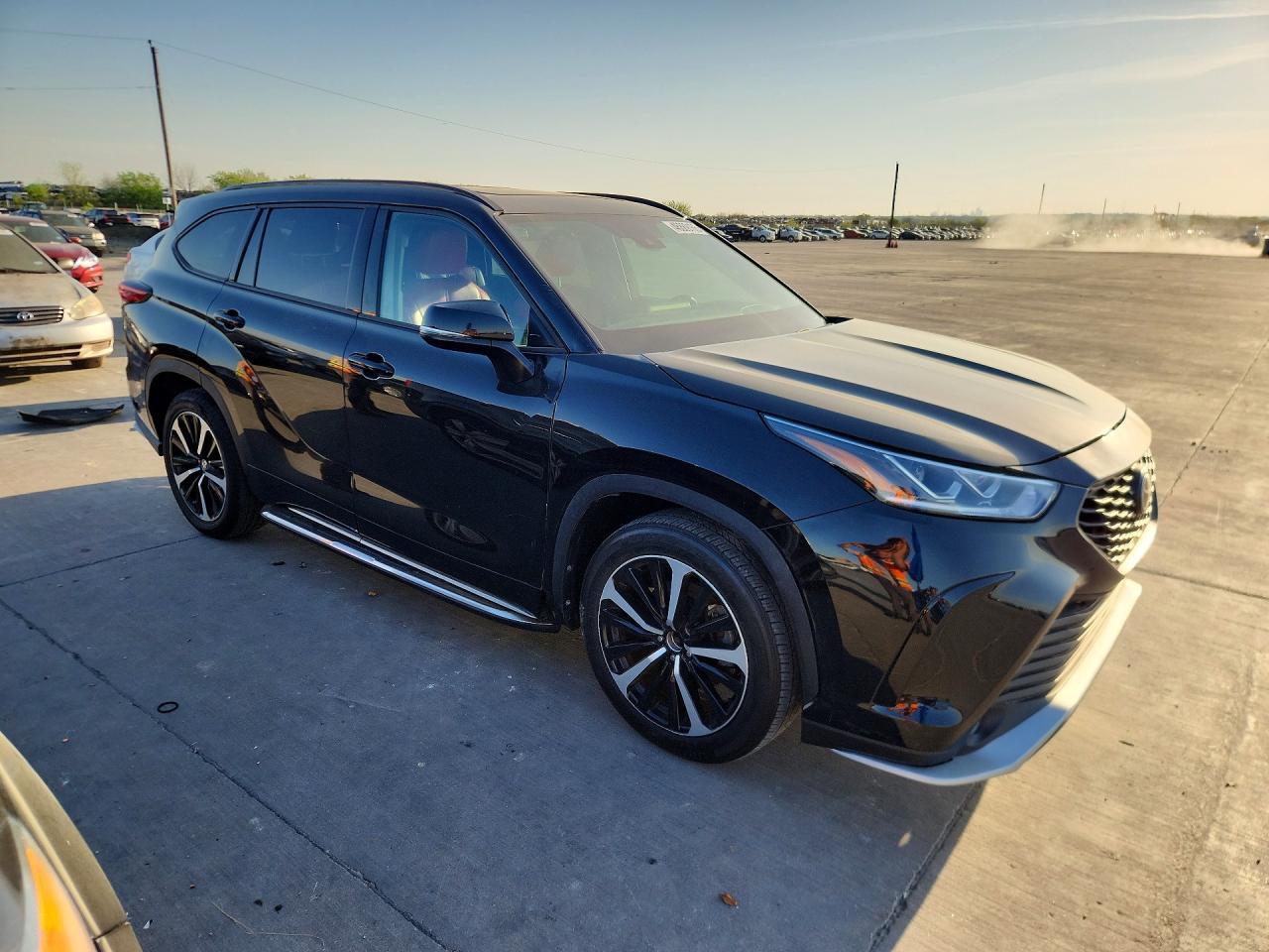 2022 Toyota Highlander Xse - Фото 4