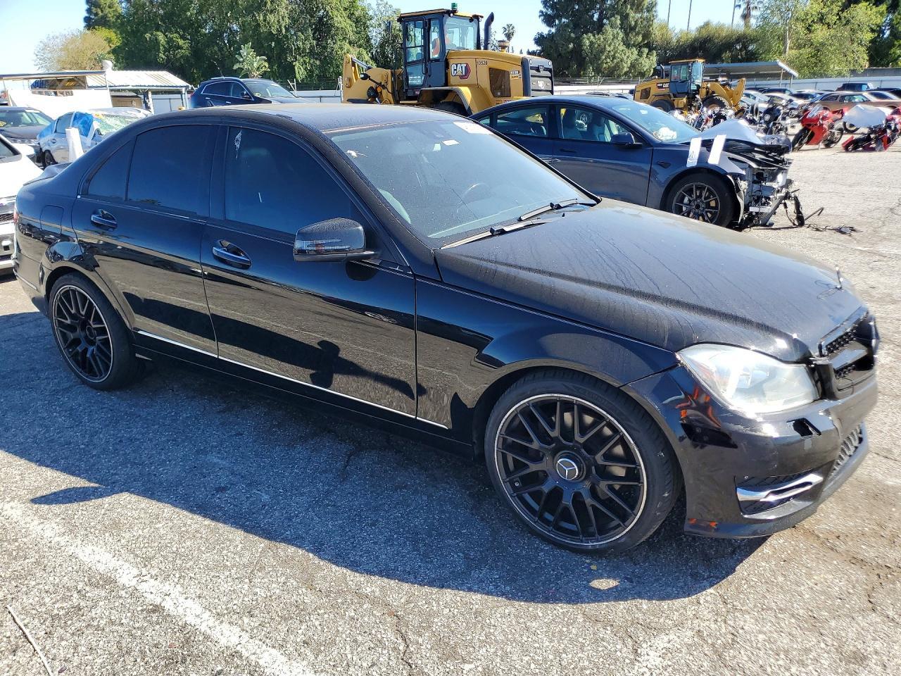 2013 Mercedes-Benz C 300 4Matic - Фото 4