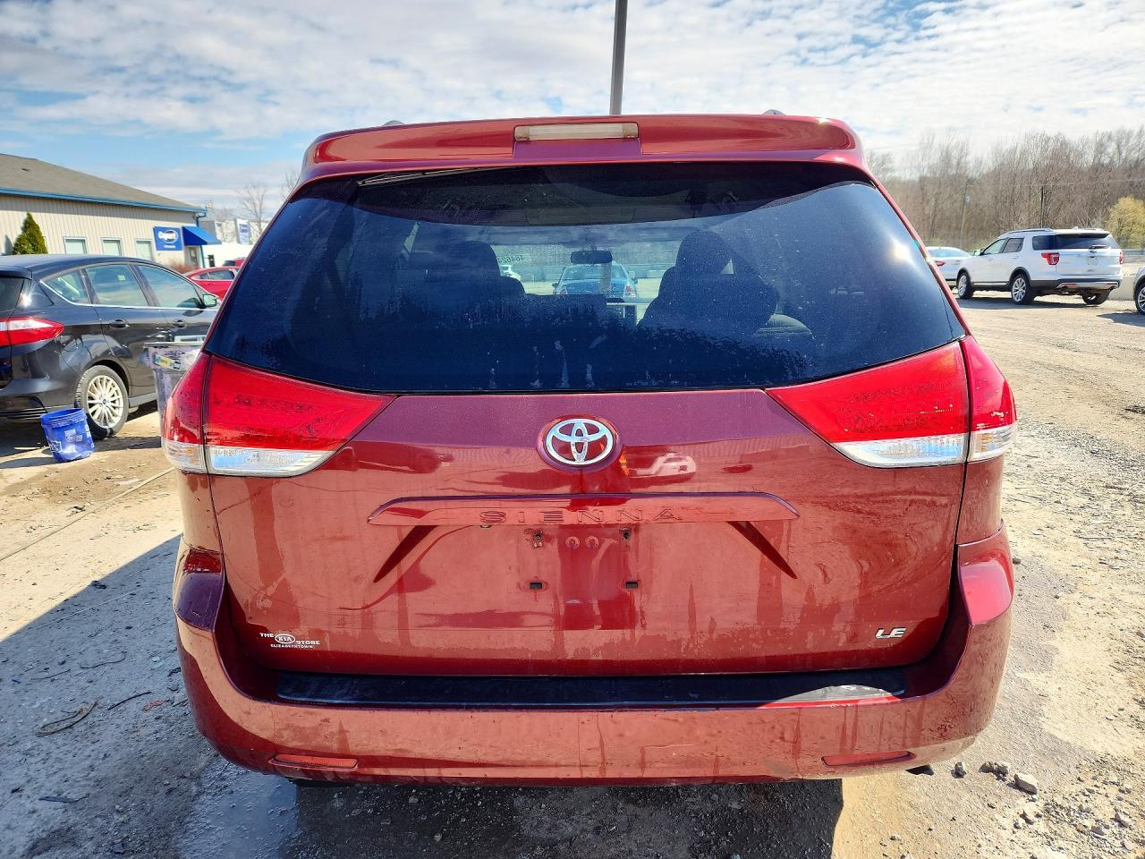2014 Toyota Sienna Le 8-Passenger - Фото 6