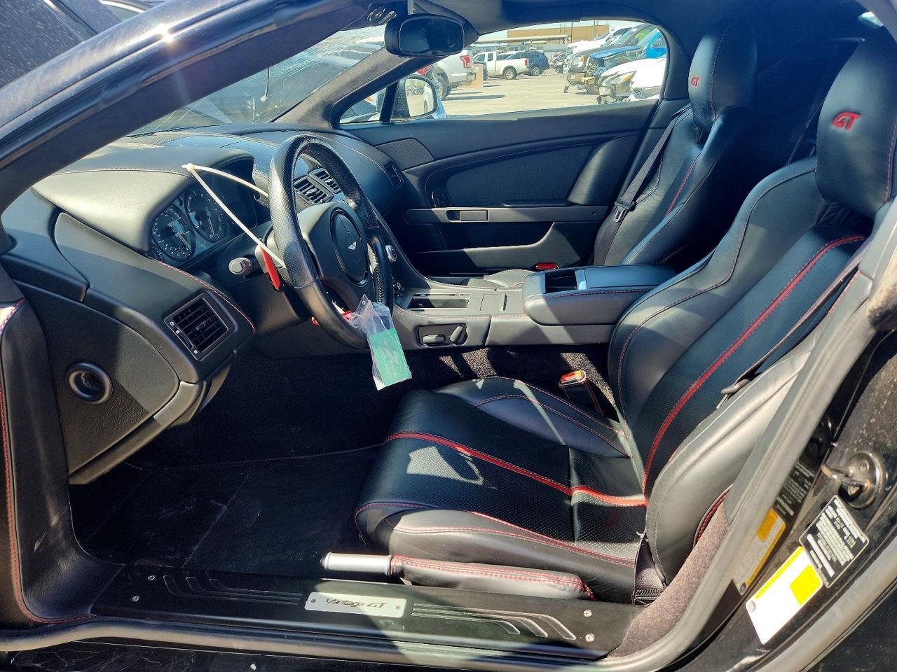 2015 Aston Martin V8 Vantage - Фото 7