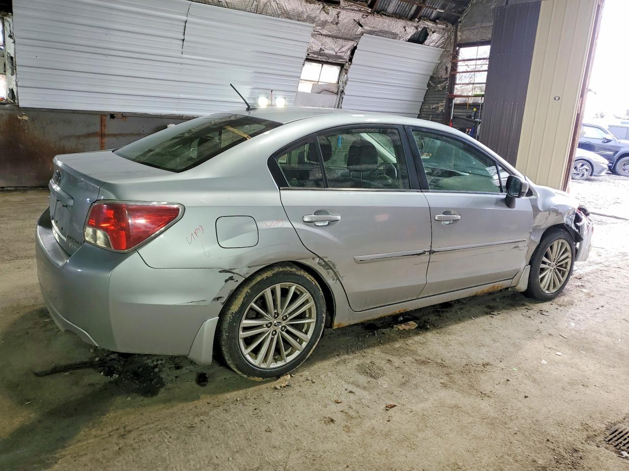 2016 Subaru Impreza Premium Plus - Фото 3