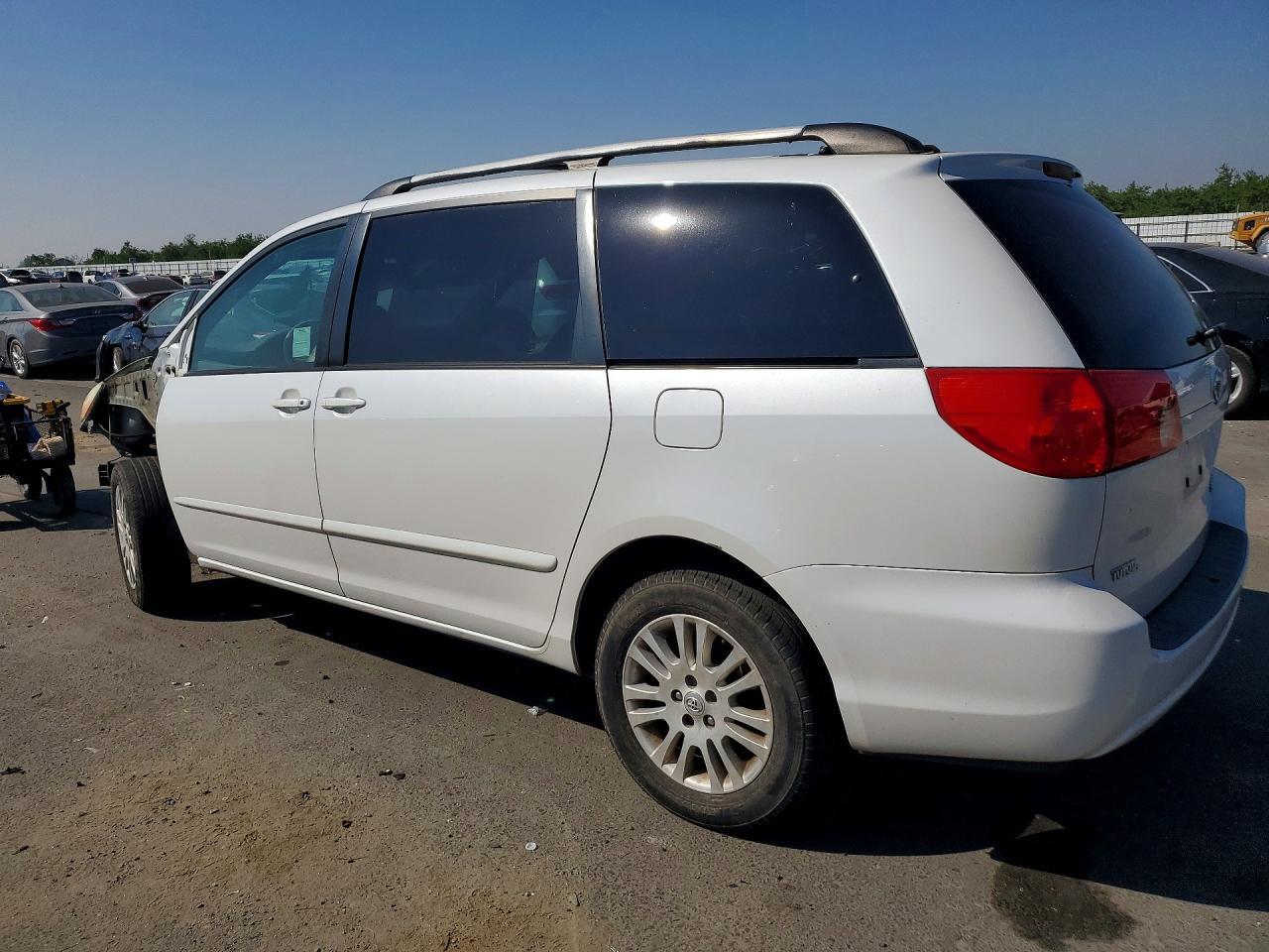 2008 Toyota Sienna Xle - Фото 2