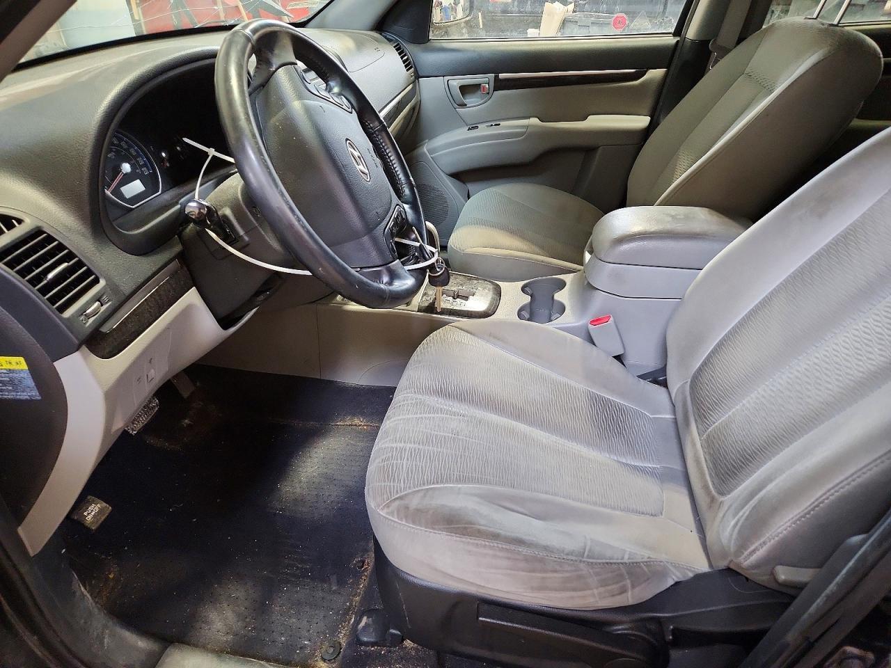 2009 Hyundai Santa Fe Gls - Image 7