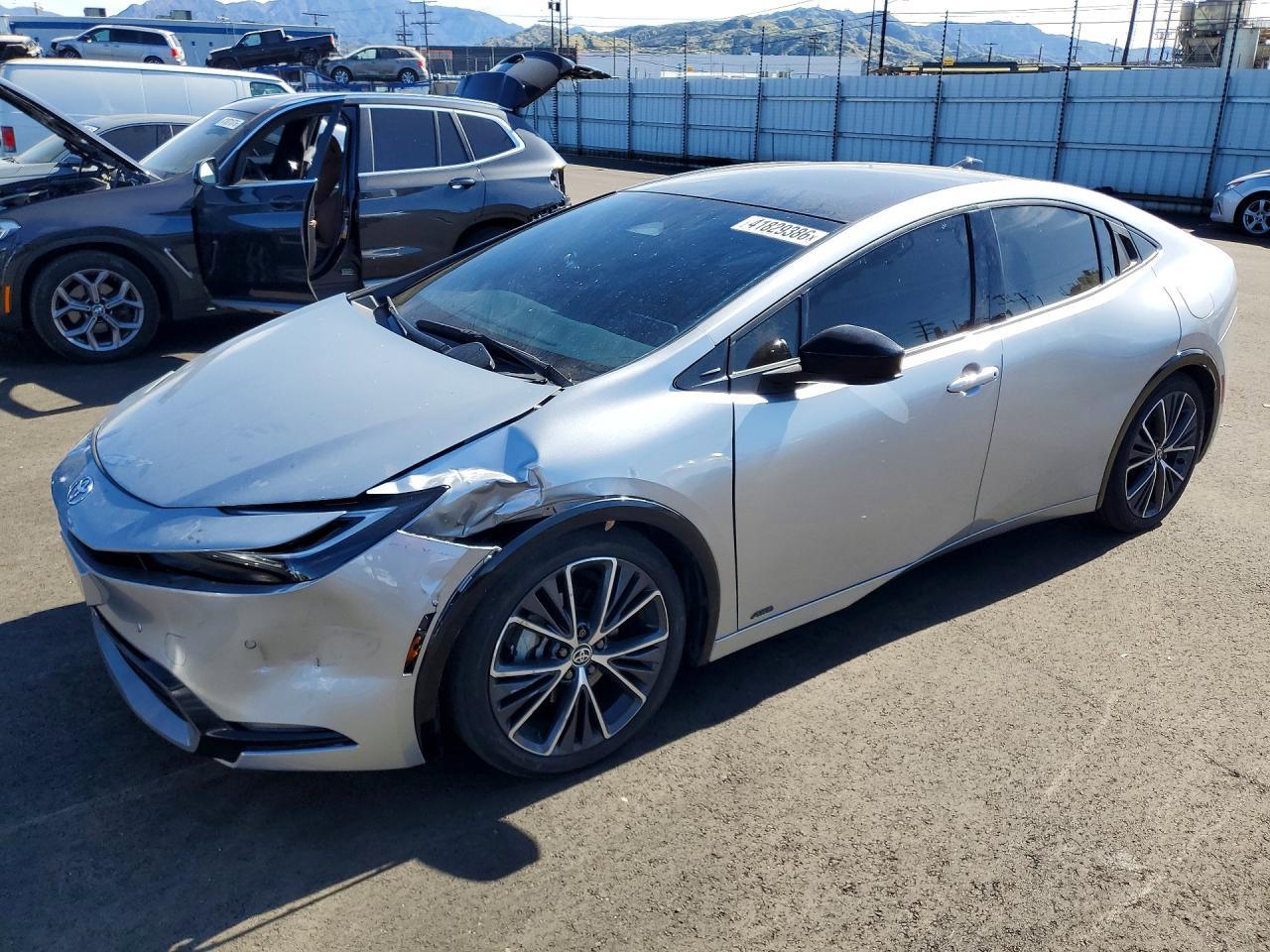 2024 Toyota Prius Xle