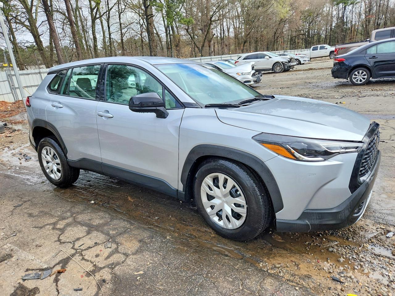2025 Toyota Corolla Cross L - Фото 4