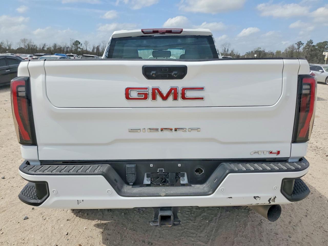 2024 GMC Sierra K2500 At4 - Фото 6