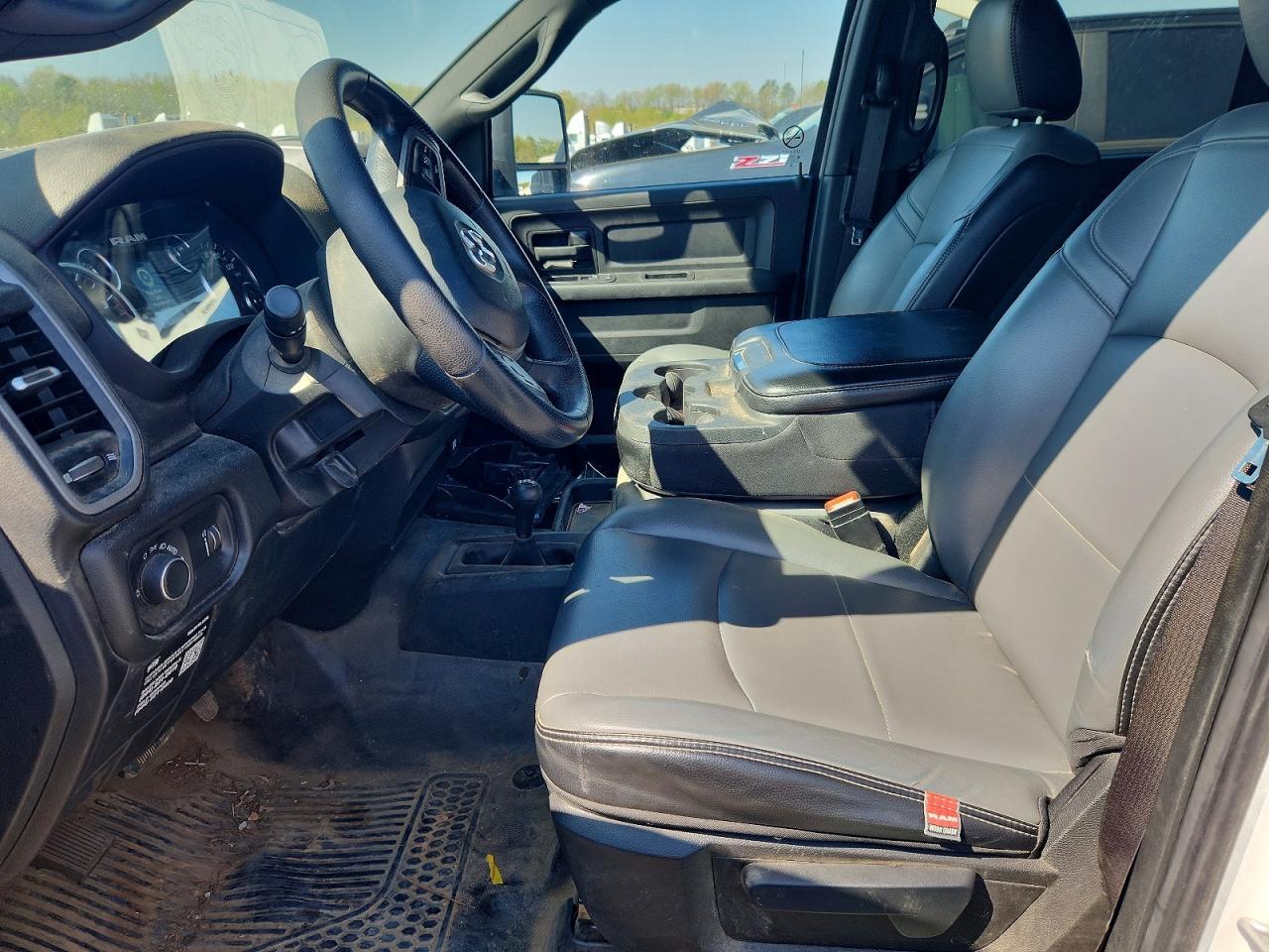 2023 Ram 3500 - Image 7