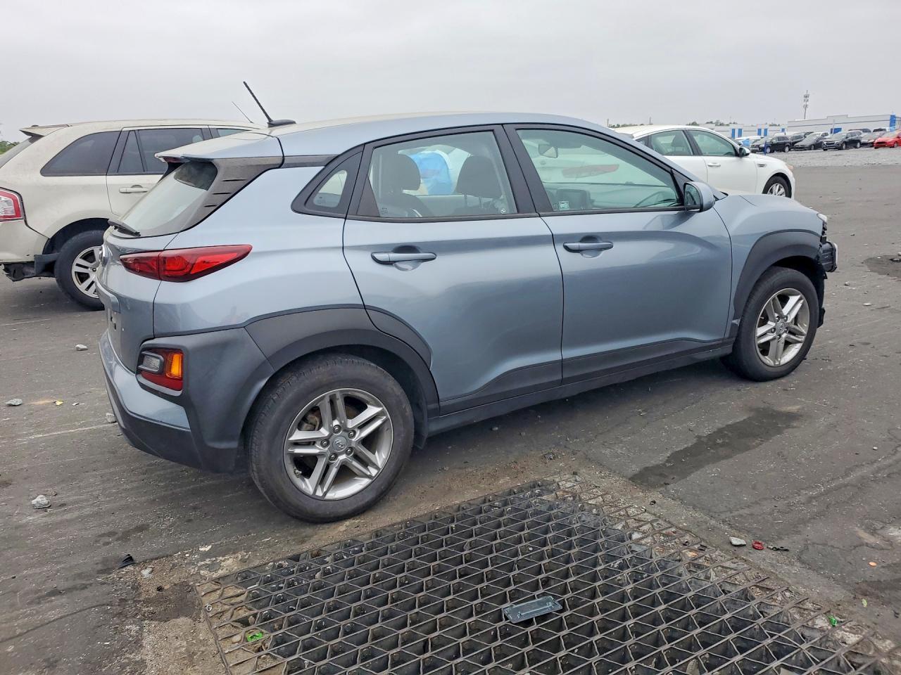 2021 Hyundai Kona Se - Image 3