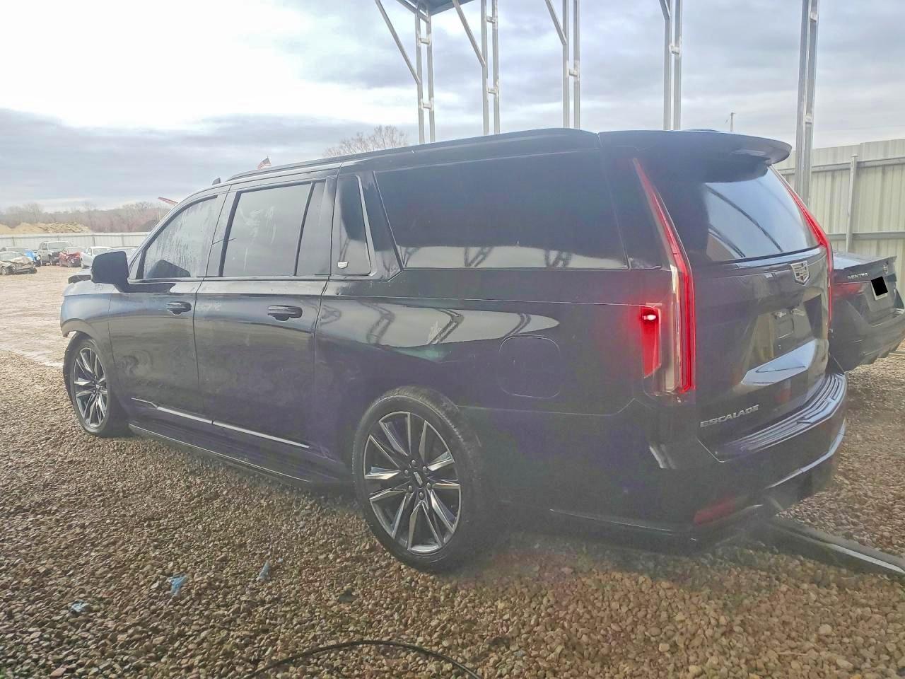 2021 Cadillac Escalade Esv Sport - Image 2