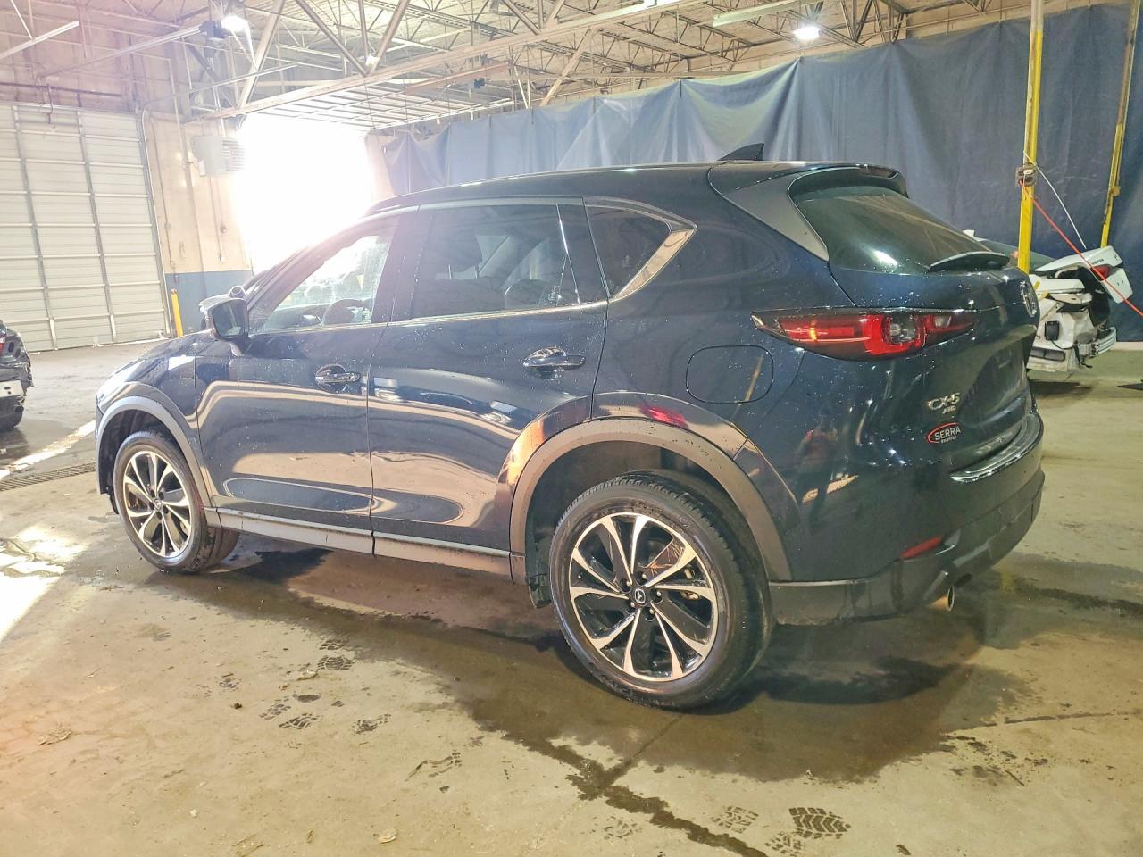2023 Mazda Cx-5 Premium - Image 2
